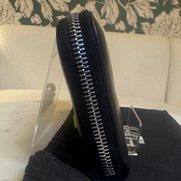 Fendi Monster Looking At You Black Leather Zippy Wallet Authentic Full Inclusion - Picture 6 of 10